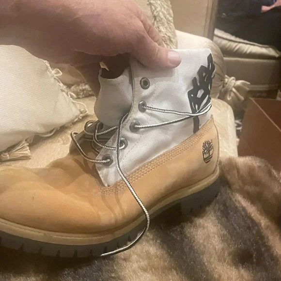 Timberland Men's Light Brown Boots - Picture 3 of 3